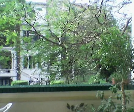 May Fair Hostel